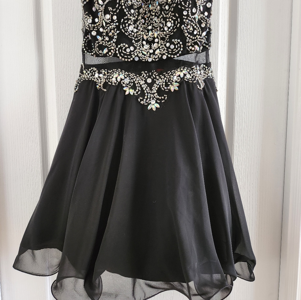 Grad dress - Picture 4 of 14